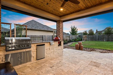 Allied outdoor solutions - Discover our custom outdoor living design & build capabilities for your Dallas home. Allied Outdoor Solutions will enhance your living space. Call us now!